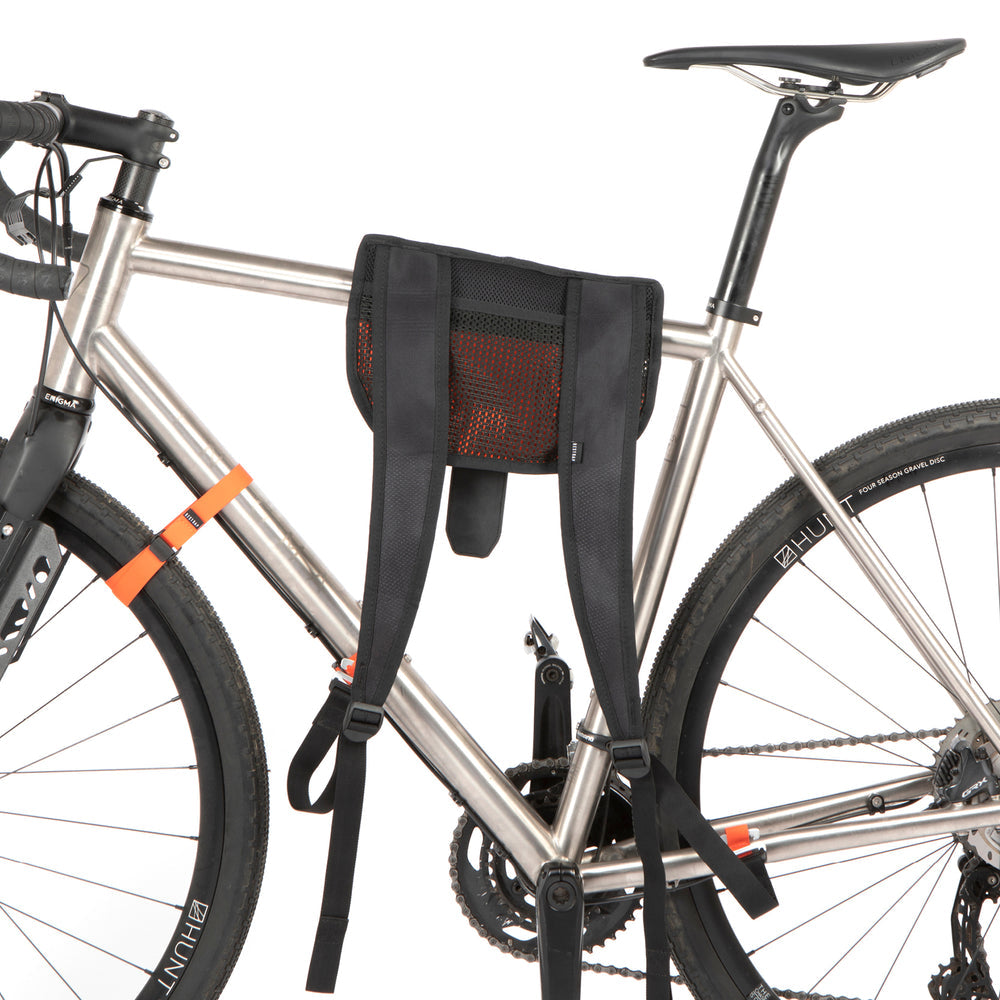 Restrap Hike A Bike Harness - valjaat pyörän kantamiseen