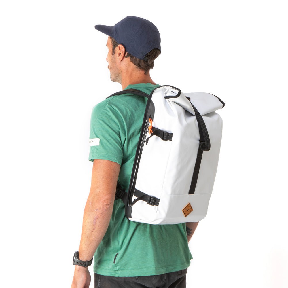Restrap Rolltop Backpack - reppu 22 L