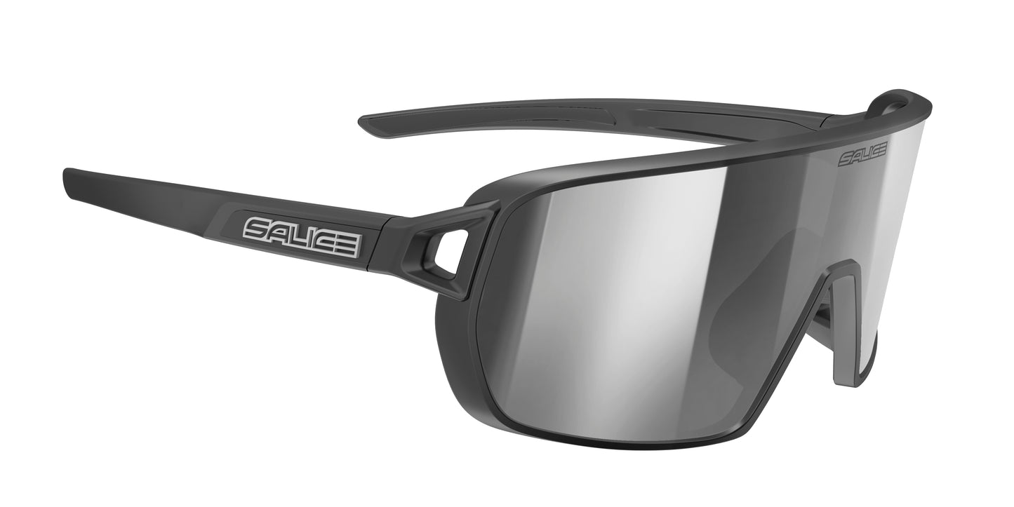 Salice 028 urheilulasit