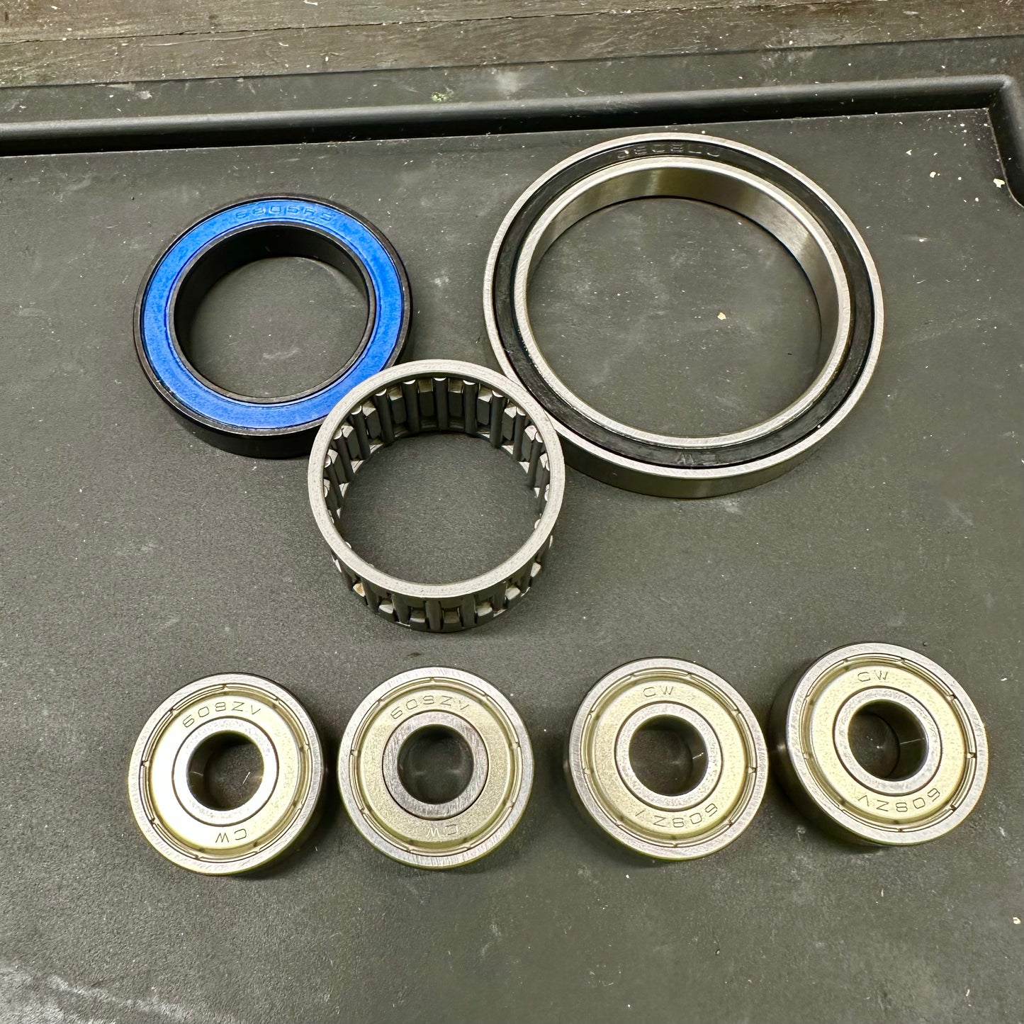 Shimano EP8 moottorin laakerisarja