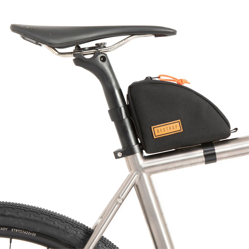 Restrap Rear Top Tube Bag - väska för mellan toppröret och sadelröret