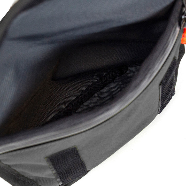 Restrap Hip Pouch - laukku vyöhön eli vyölaukku