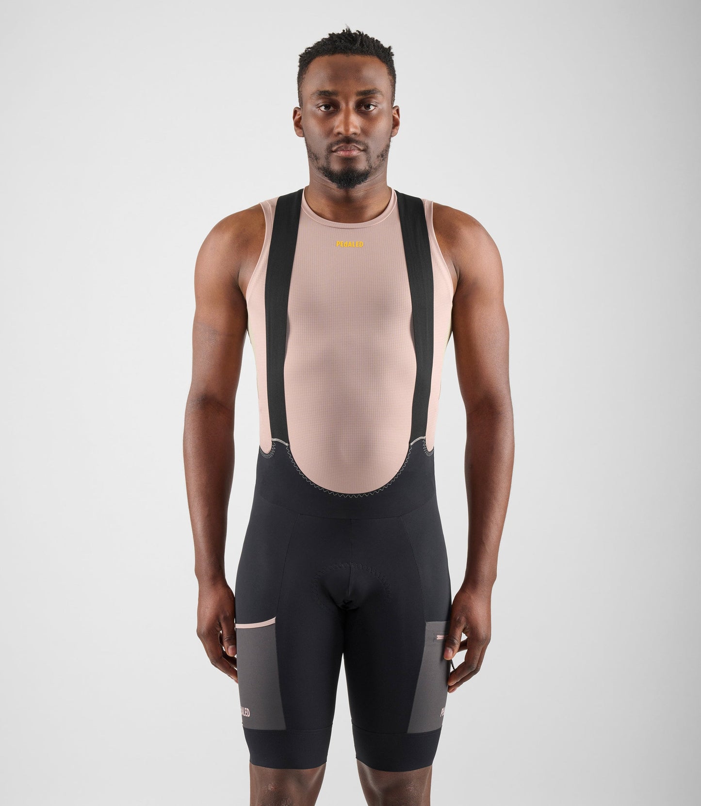 PEdALED Odyssey Bib Shorts - pitkänmatkan pyöräilyhousu