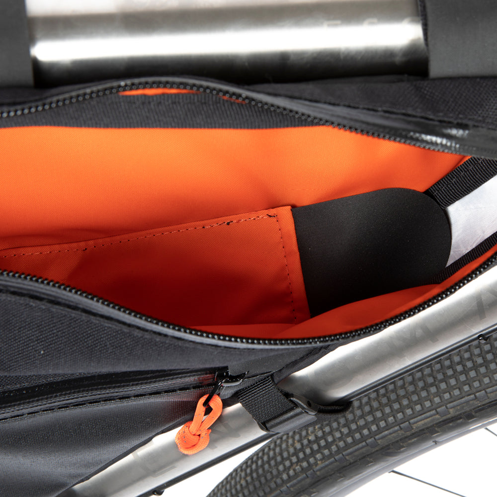 Restrap Full Frame Bag Large - ramväska 9 L