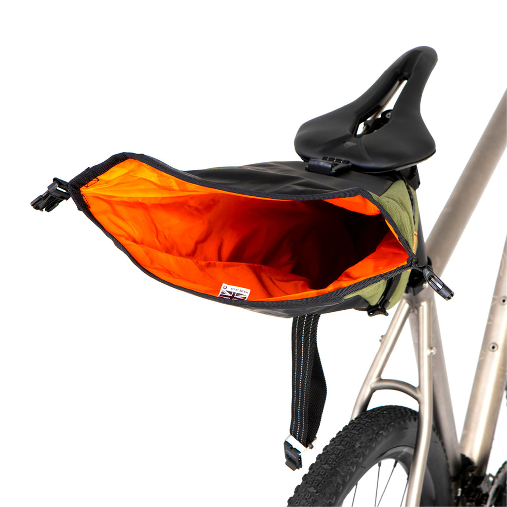 Restrap Saddle Pack - satulalaukku 4,5 L