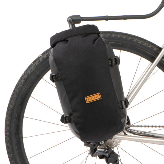 Restrap Switch Pannier 10 L - sivulaukku pikakiinnityksellä
