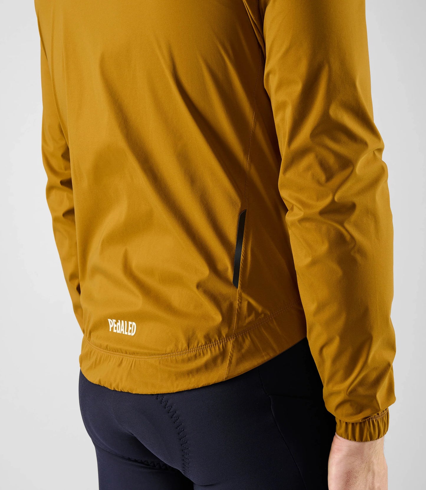 PEdALED Element Waterproof Jacket Mustard - vedenpitävä pyöräilytakki