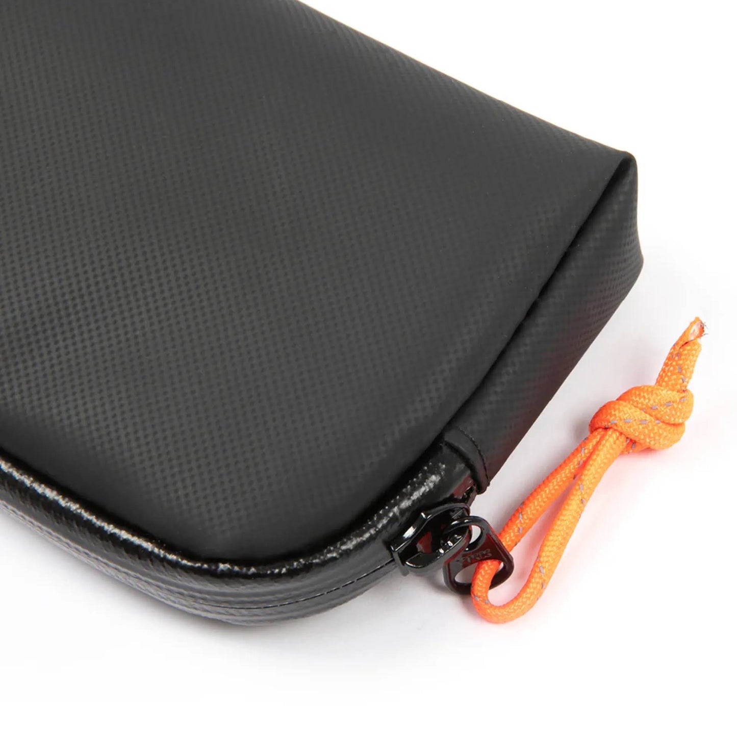 Restrap Travel Pouch - snadi vedenpitävä nyssäkkä